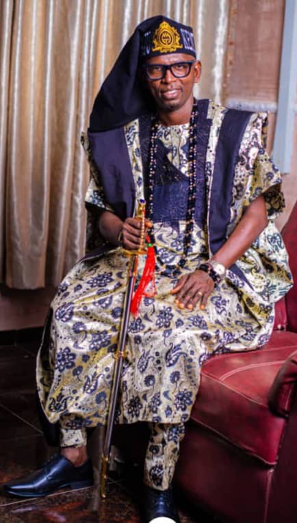 Tribute to teacher as Asiwaju Kemta-Egba